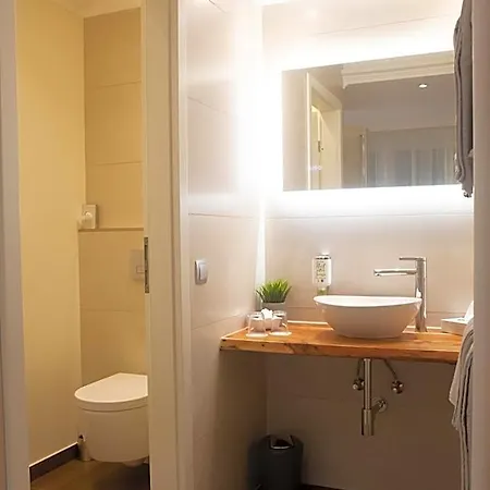 Ξενοδοχείο Stadtkrug 3*