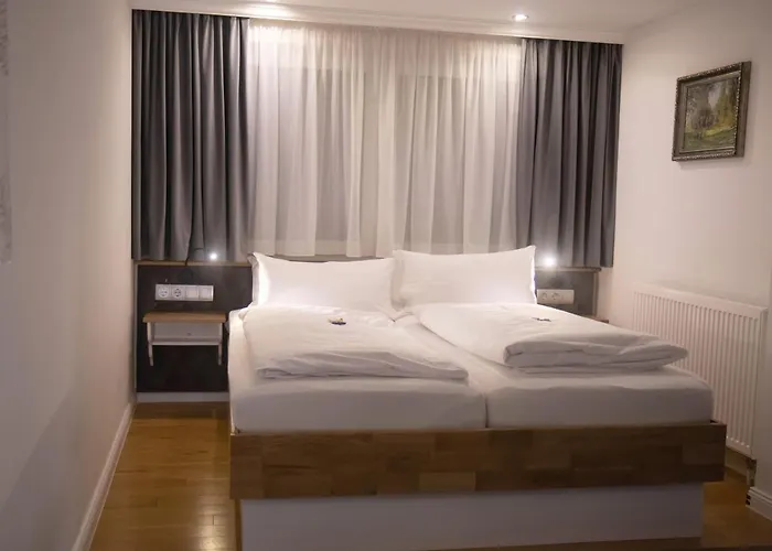 Stadtkrug ホテル ヴァイデン